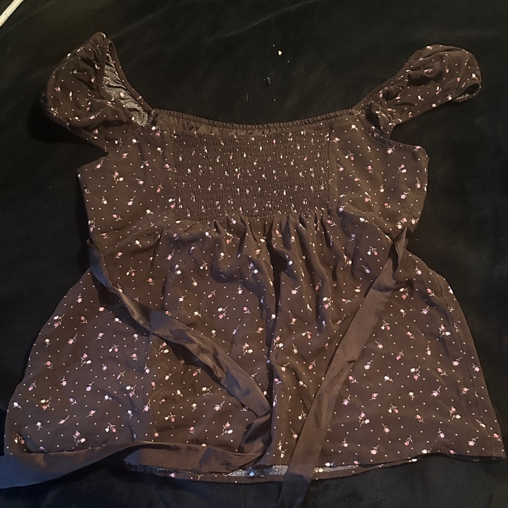 Hollister Dark Brown Floral Top